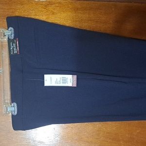 Kim Roger's navy 12 short dress pants
